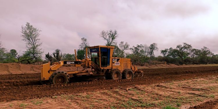 Avanzan con el terraplenado y mantenimiento del lote 2 del Corredor Bioceánico