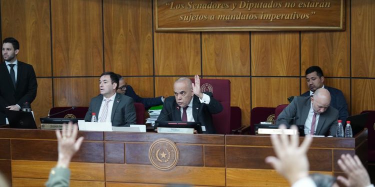 Senado sanciona ley que endurece penas para abuso sexual en menores