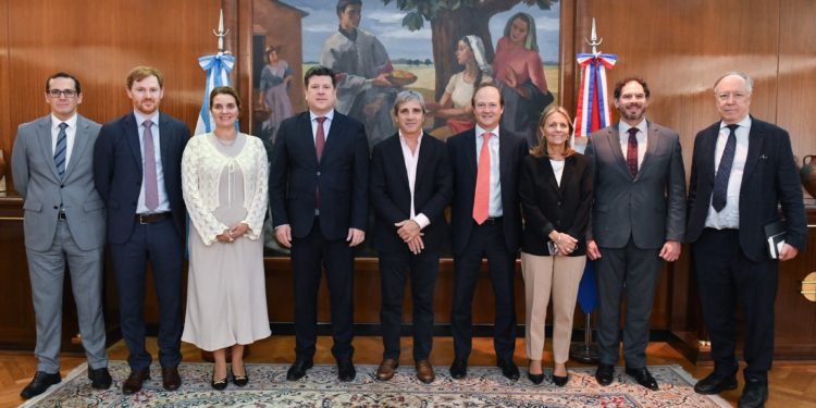 Paraguay insiste con Argentina en que Gasoducto vaya por el Chaco Paraguayo.