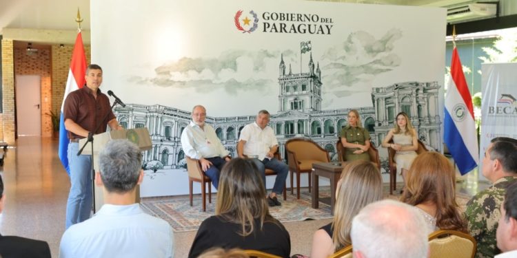 El Ministerio de Educación triplicó durante el 2024 el monto de ayuda estudiantil