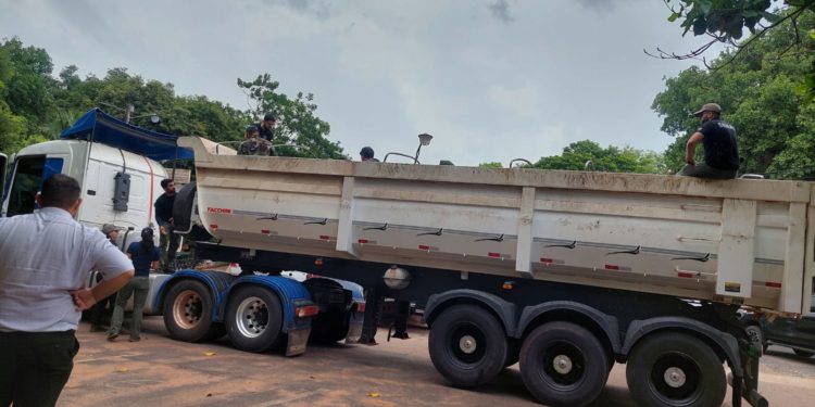 Imputaron en el Chaco a 2 detenidos con carga de 430 kilos de cocaína Imputaron en el Chaco a 2 detenidos con carga de 430 kilos de cocaína