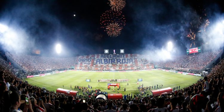 Combos de Navidad: Un regalo para los hinchas albirrojos Combos de Navidad: Un regalo para los hinchas albirrojos