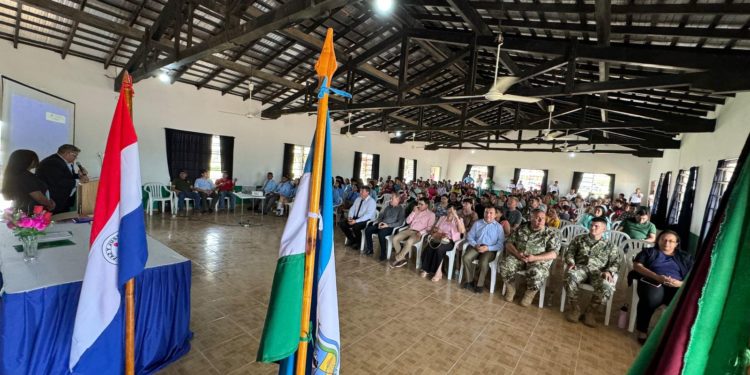 15 egresados del Bachillerato Técnico Agropecuario (BTA) en Mariscal Estigarribia