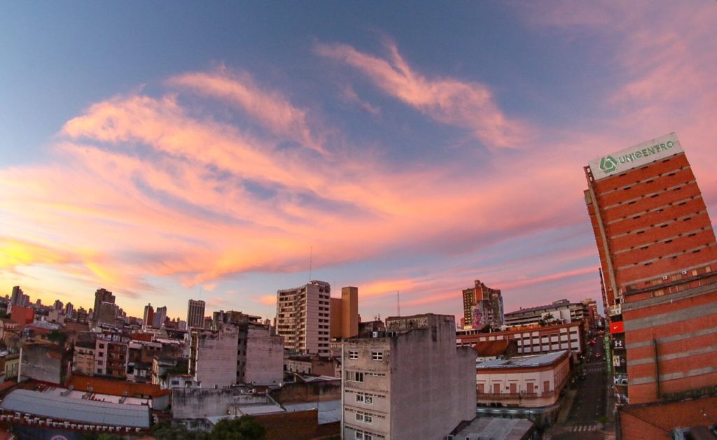 Fin de semana con tiempo cálido y poca probabilidad de lluvias