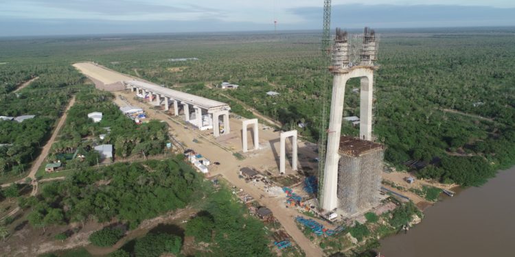 Puente de la Bioceánica cuenta con más del 60% de avance