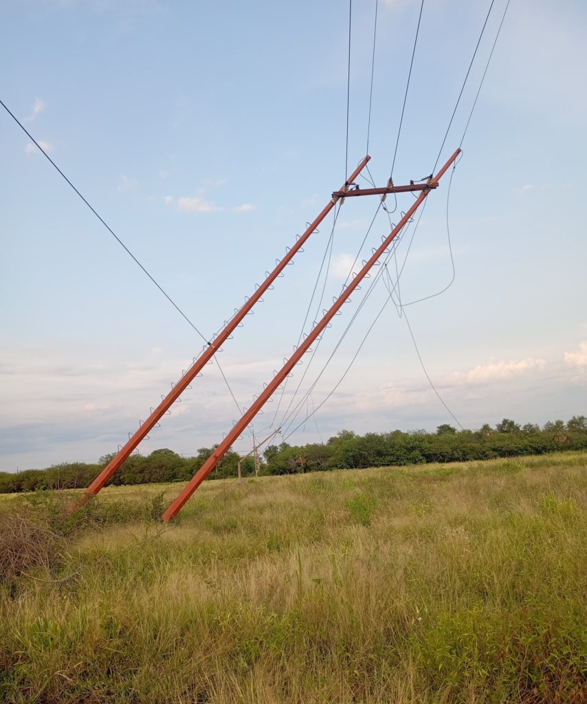 ANDE repuso servicio de energía en Carmelo Peralta y Puerto Guaraní ANDE repuso servicio de energía en Carmelo Peralta y Puerto Guaraní