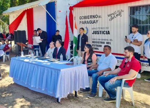 Funcionarios del Registro Civil de Carmelo Peralta trabajan ad honorem debido a falta de presupuesto