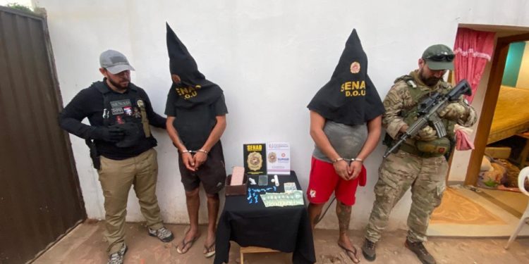 SENAD captura a jóvenes distribuidores de cocaína en San Bernardino SENAD captura a jóvenes distribuidores de cocaína en San Bernardino