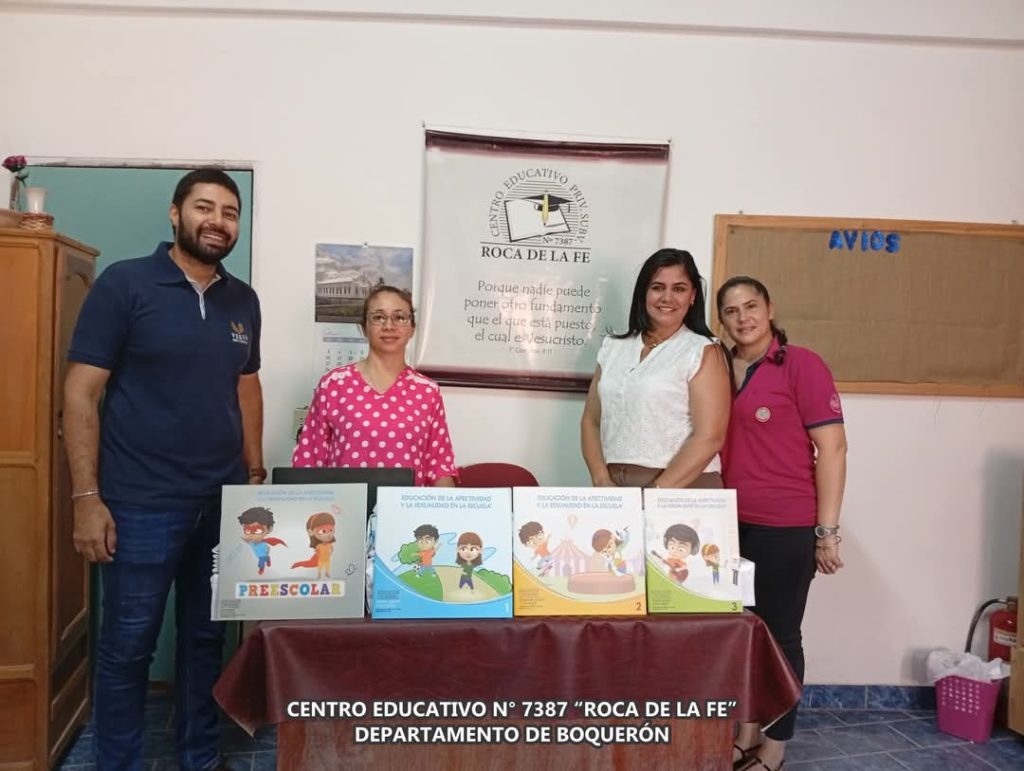 Éxito en la distribución de libros del Programa «Educación en la Afectividad y la Sexualidad en la Escuela» en Boquerón