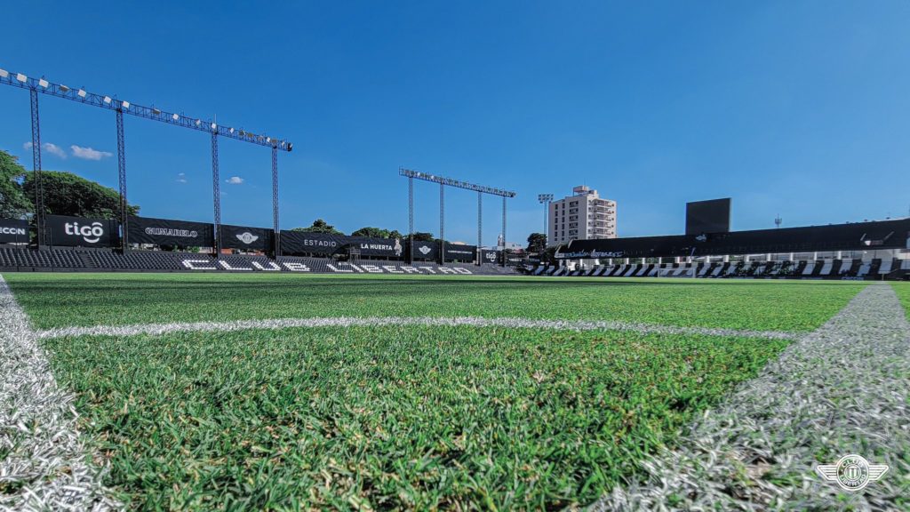 Rubén Di Tore indicó que la remozada Huerta recibirá a los grandes del fútbol paraguayo