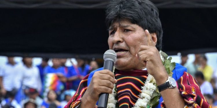 Evo Morales desafía a la justicia y anuncia su candidatura presidencial en Bolivia Evo Morales desafía a la justicia y anuncia su candidatura presidencial en Bolivia