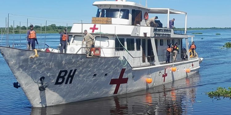 El Buque Hospital de la Armada Paraguaya brindará atención médica gratuita en Bahía Negra