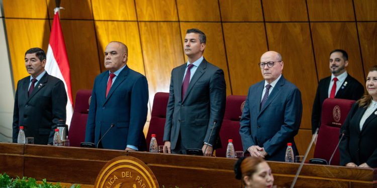 Santiago Peña destaca el rol protagónico del cooperativismo en el desarrollo del Paraguay