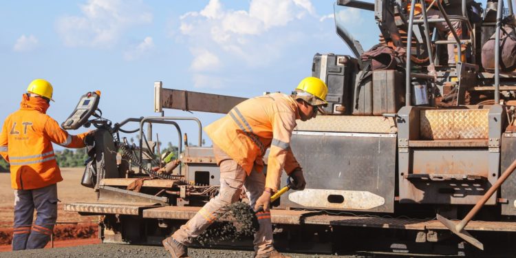 Construcción ocupó a más de 220.000 personas en 2024 y perspectivas son buenas, según INE