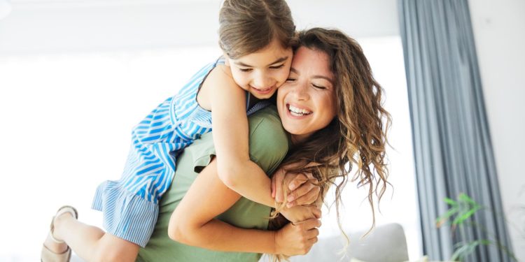 Sudameris celebra el Mes de las Madres con descuentos, reintegros y cuotas sin intereses