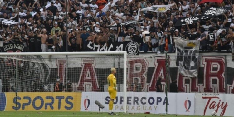 Rodrigo Nogués admitió conversaciones por Jean Fernandes: “¿A quién no le va a interesar? Es un arquerazo” Rodrigo Nogués admitió conversaciones por Jean Fernandes: “¿A quién no le va a interesar? Es un arquerazo”