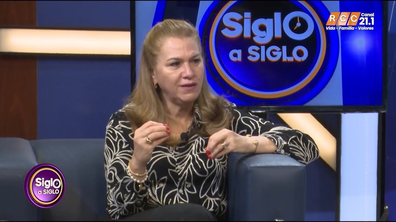 Video: SIGLO A SIGLO entrevista a la Mtra. María Teresa Barán – ¿Cómo se gestiona la salud pública?💉💊