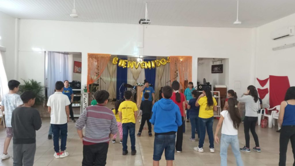 OANSA Paraguay llega a Luque para fortalecer la fe de niños y adolescentes