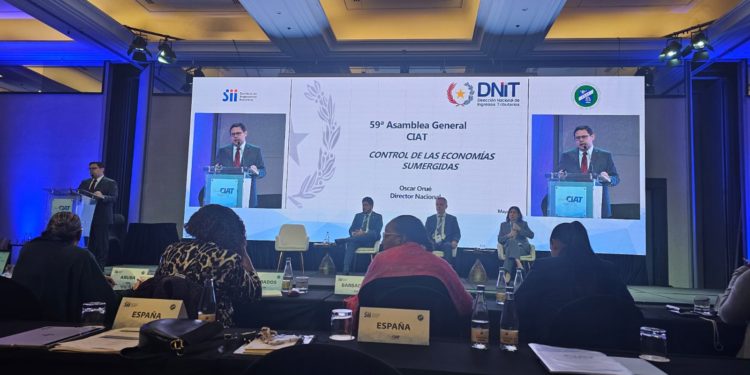 La DNIT suscribe convenio internacional para fortalecer su capacidad recaudatoria