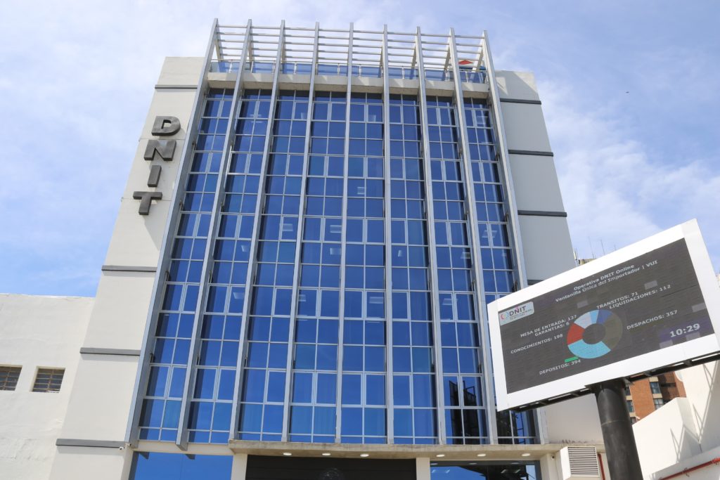 DNIT moderniza plataforma para despachos aduaneros con el lanzamiento del KIT 2.0 DNIT moderniza plataforma para despachos aduaneros con el lanzamiento del KIT 2.0