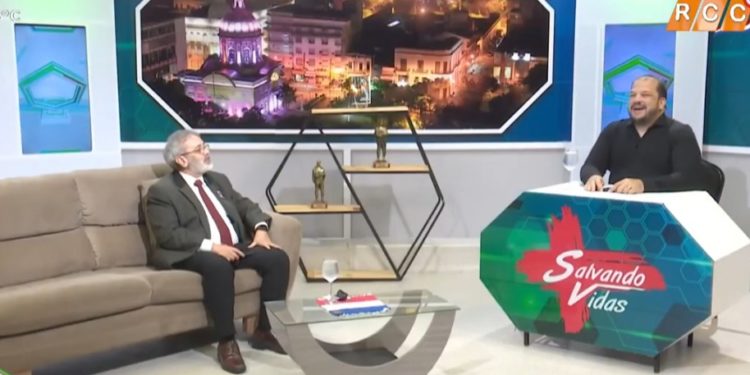 ¿Cuáles son las nuevas fuerzas que coartan hoy la independencia real del Paraguay? ¿Cuáles son las nuevas fuerzas que coartan hoy la independencia real del Paraguay?