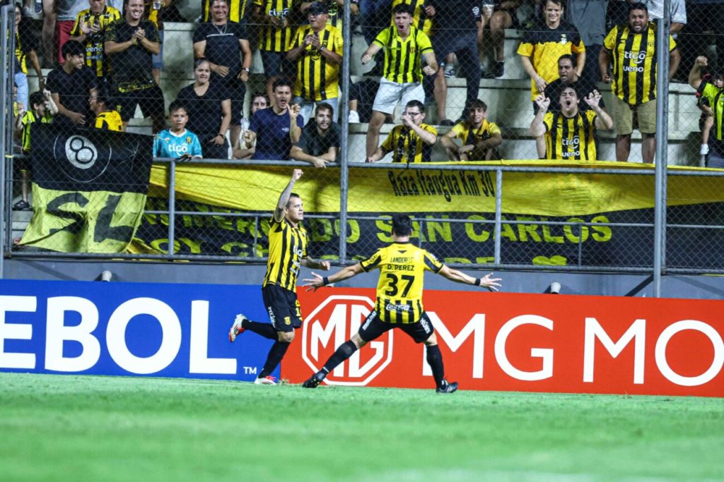 Guaraní, entre la clasificación directa y los playoffs en la Sudamericana 2025