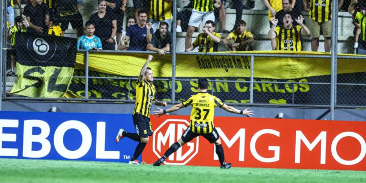 Guaraní, entre la clasificación directa y los playoffs en la Sudamericana 2025