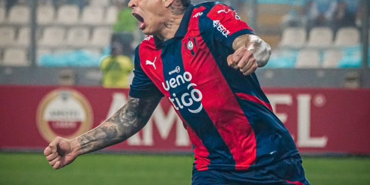 Costó un Perú: Cerro Porteño gana y se ilusiona con la clasificación