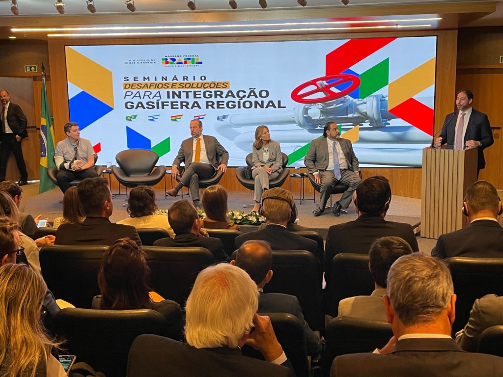 Posicionan el gasoducto bioceánico como «clave» para la integración energética regional