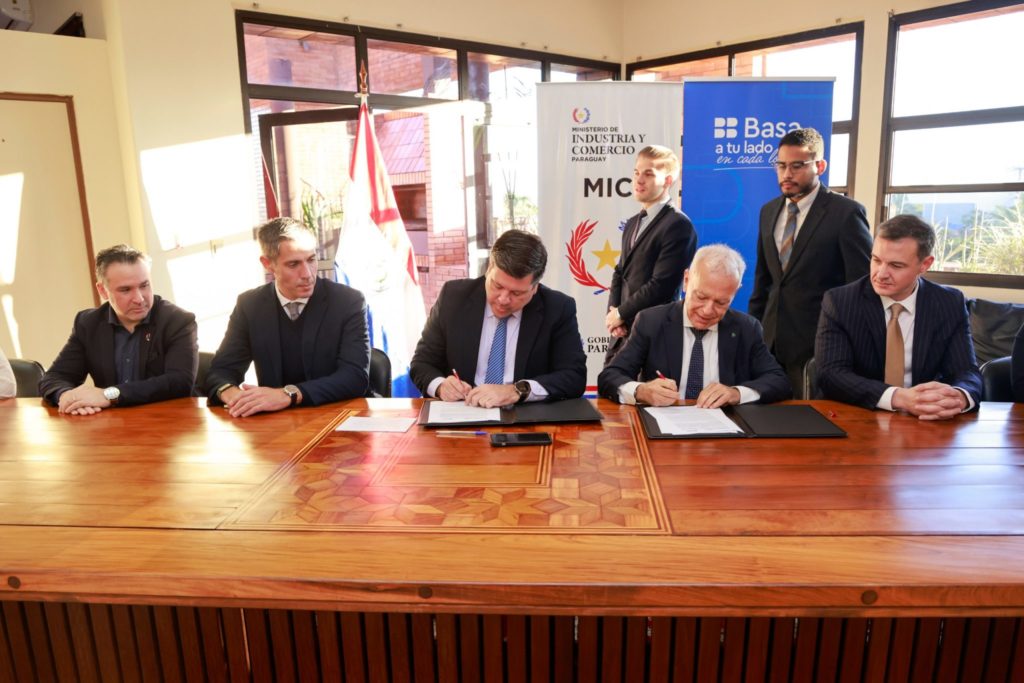 Alianza público-privada para facilitar la bancarización de las empresas Alianza público-privada para facilitar la bancarización de las empresas