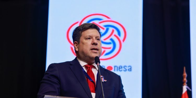 Paraguay determinado a usar su excedente energético para desarrollarse y crear empleo