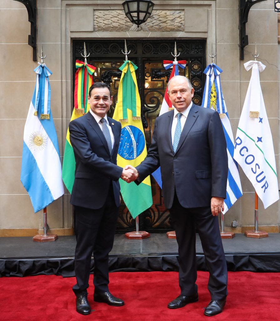 Interés de Argentina y Paraguay en mayor integración física y energética a través del Chaco Interés de Argentina y Paraguay en mayor integración física y energética a través del Chaco