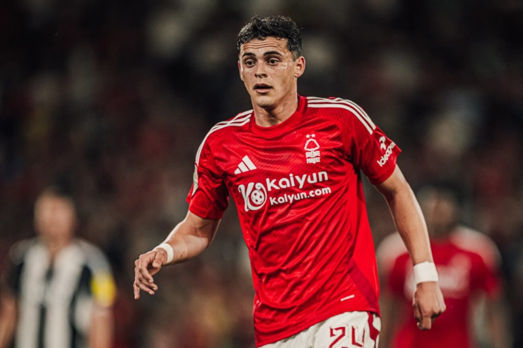 Ramón Sosa rompe el silencio y reafirma su continuidad en la Premier League Ramón Sosa rompe el silencio y reafirma su continuidad en la Premier League