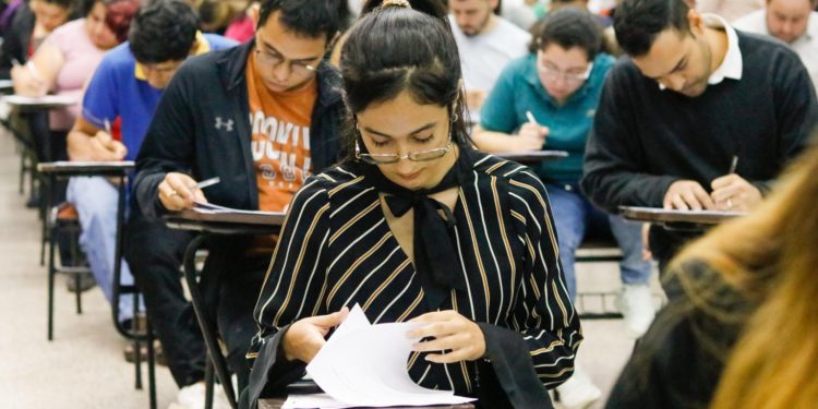 ¿Puede el desinterés juvenil en la historia del Paraguay afectar su real independencia?