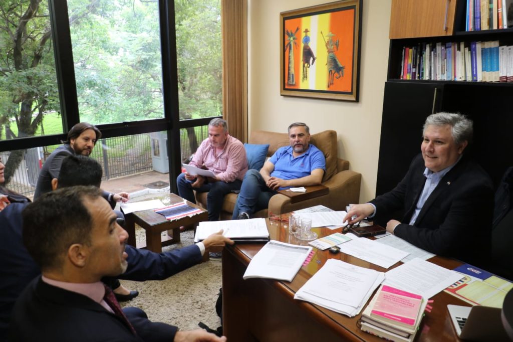 Aconsejan aprobar proyecto de ley sobre “uso recreativo” de la marihuana que podría ser peligroso