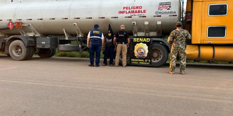 Senad incautó más de 17 kilos de cocaína en camión cisterna en Boquerón