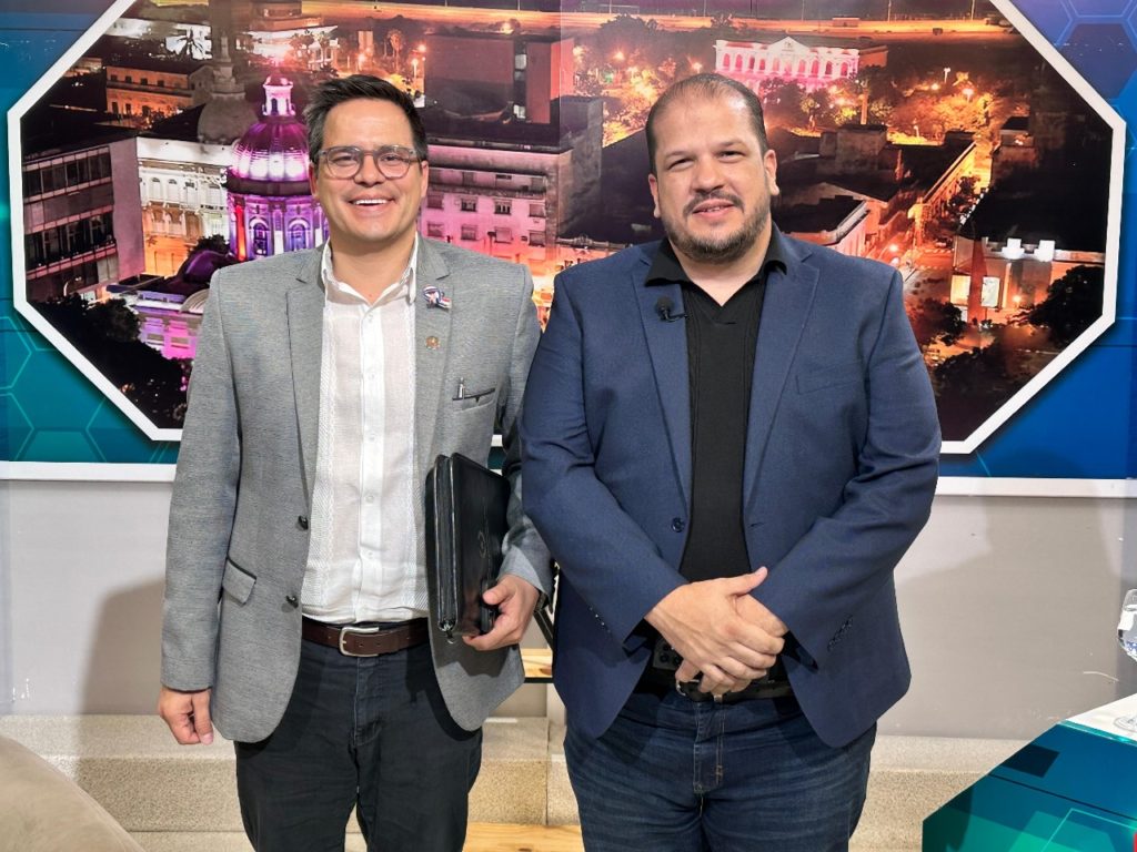 Este domingo en RCC recibimos al Viceministro de Educación Superior, Federico Mora Este domingo en RCC recibimos al Viceministro de Educación Superior, Federico Mora