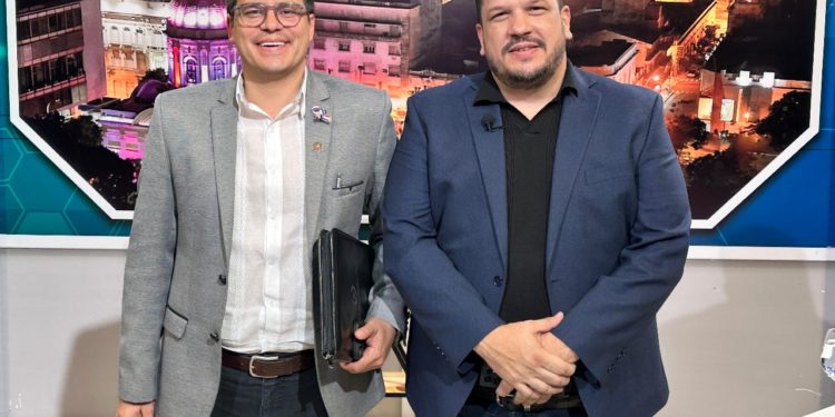 Este domingo en RCC recibimos al Viceministro de Educación Superior, Federico Mora