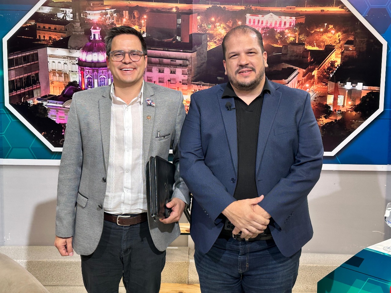 Este domingo en RCC recibimos al Viceministro de Educación Superior, Federico Mora