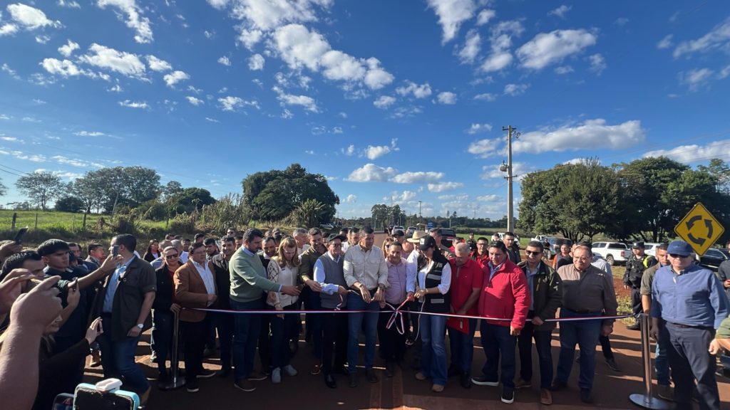 Gobierno inaugura conexión clave al Puerto Dos Fronteras: más desarrollo para Itapúa Gobierno inaugura conexión clave al Puerto Dos Fronteras: más desarrollo para Itapúa