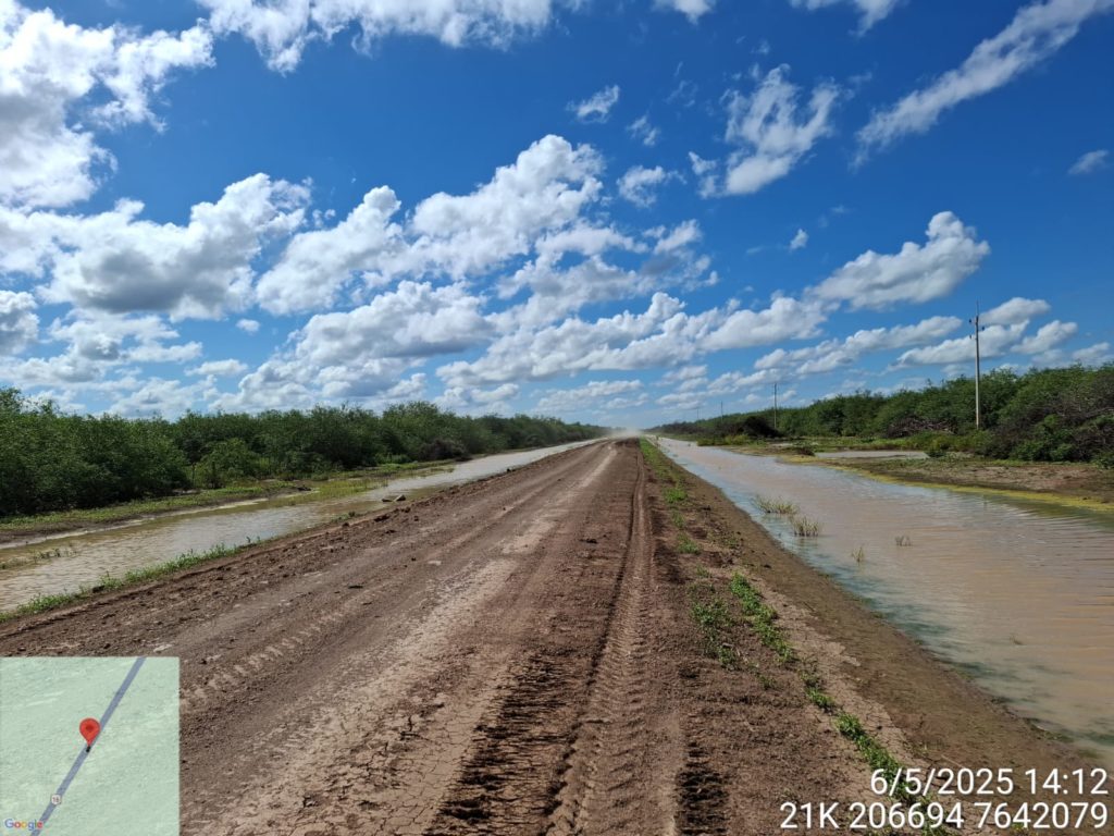 Arachaco estima que camiones pesados puedan circular desde el lunes, si el clima favorece los trabajos Arachaco estima que camiones pesados puedan circular desde el lunes, si el clima favorece los trabajos