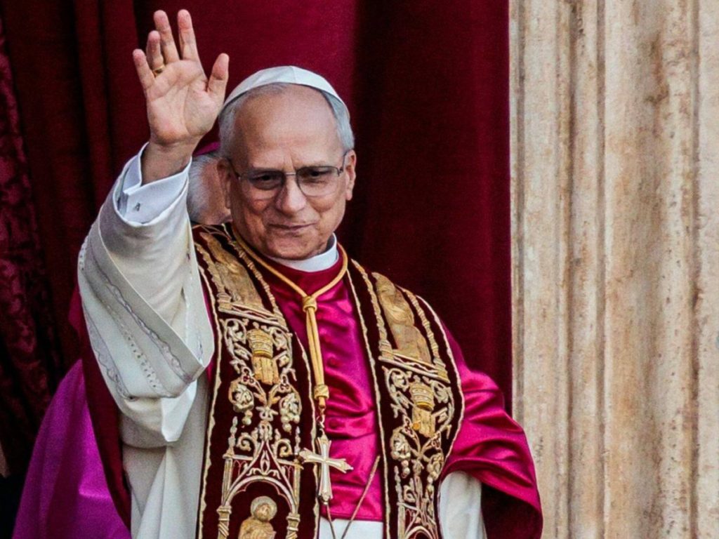 León XIV marca el rumbo: firme defensa de la familia tradicional y la dignidad humana en su primer mensaje diplomático