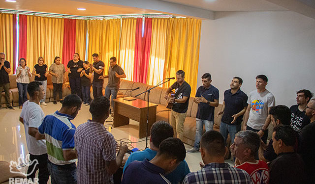 “Ser Luz”: REMAR Paraguay celebró un retiro espiritual transformador en Alto Paraná