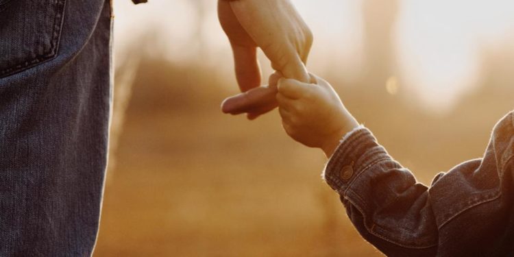 El día del padre: una celebración al amor paternal y al ejemplo de Dios como guía
