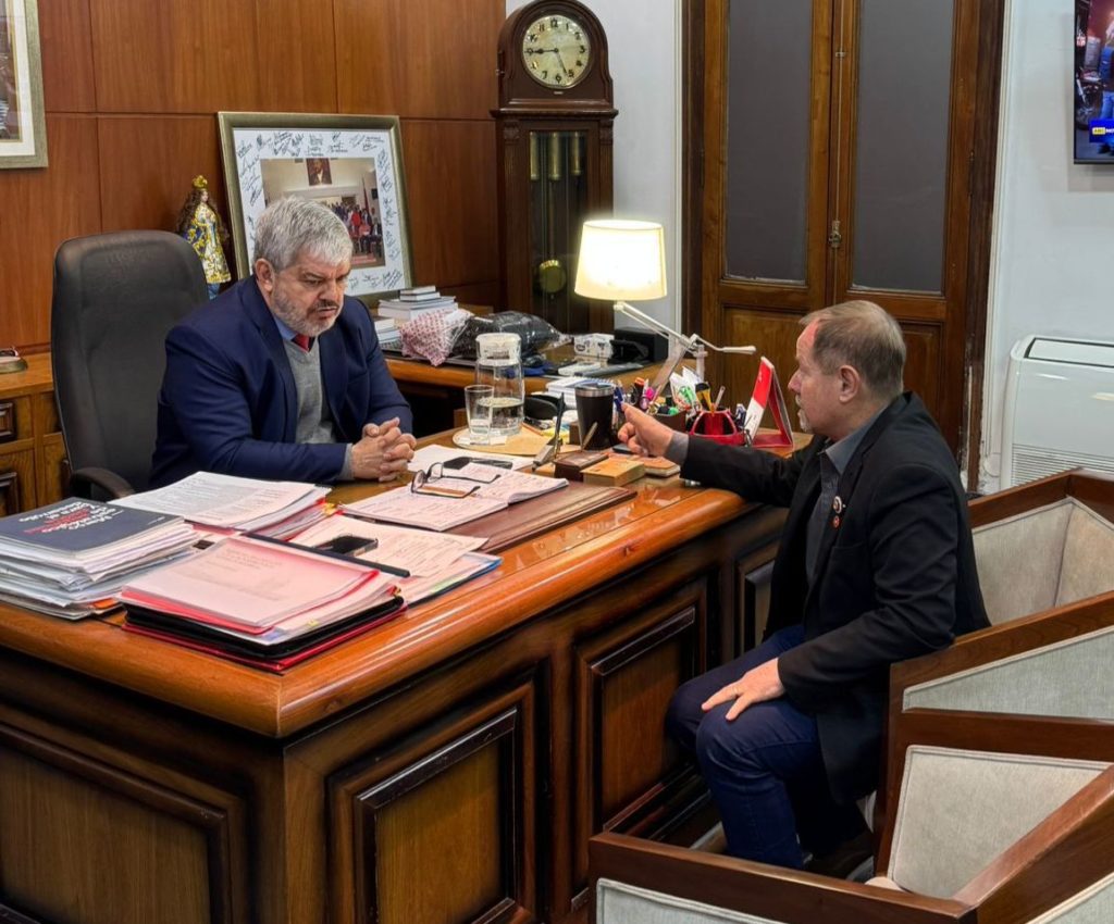 Gobernador de Boquerón y ministro del Interior acuerdan medidas tras incendio en comisaría de Filadelfia