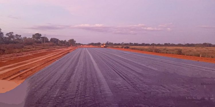 Corredor Bioceánico avanza con jornadas extendidas de trabajo en el Chaco Corredor Bioceánico avanza con jornadas extendidas de trabajo en el Chaco