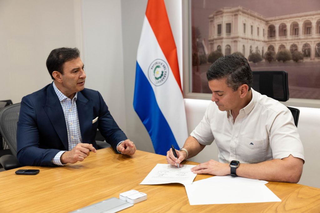 Gobierno promulga ley que busca eliminar las letrinas en las escuelas Gobierno promulga ley que busca eliminar las letrinas en las escuelas