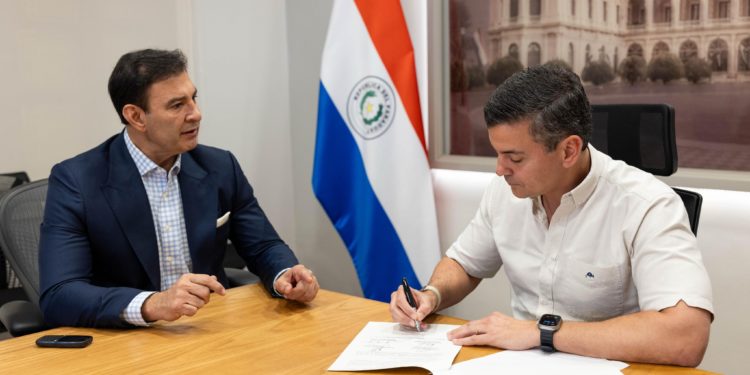 Gobierno promulga ley que busca eliminar las letrinas en las escuelas Gobierno promulga ley que busca eliminar las letrinas en las escuelas