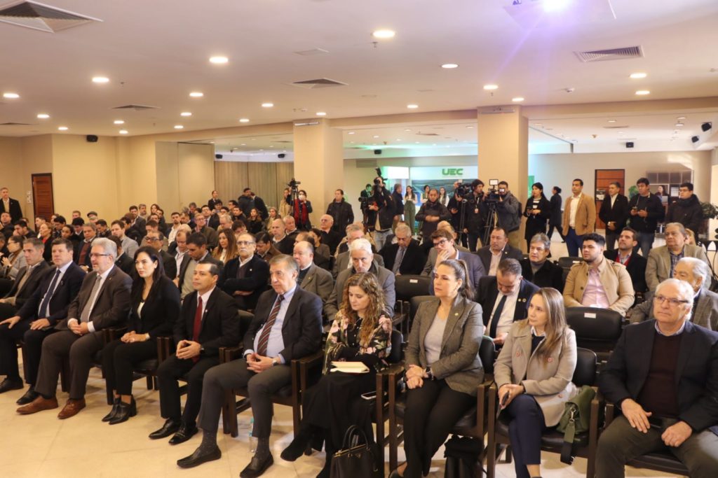 El Gobierno admite que en unos 8 años podría iniciarse una crisis energética en el país