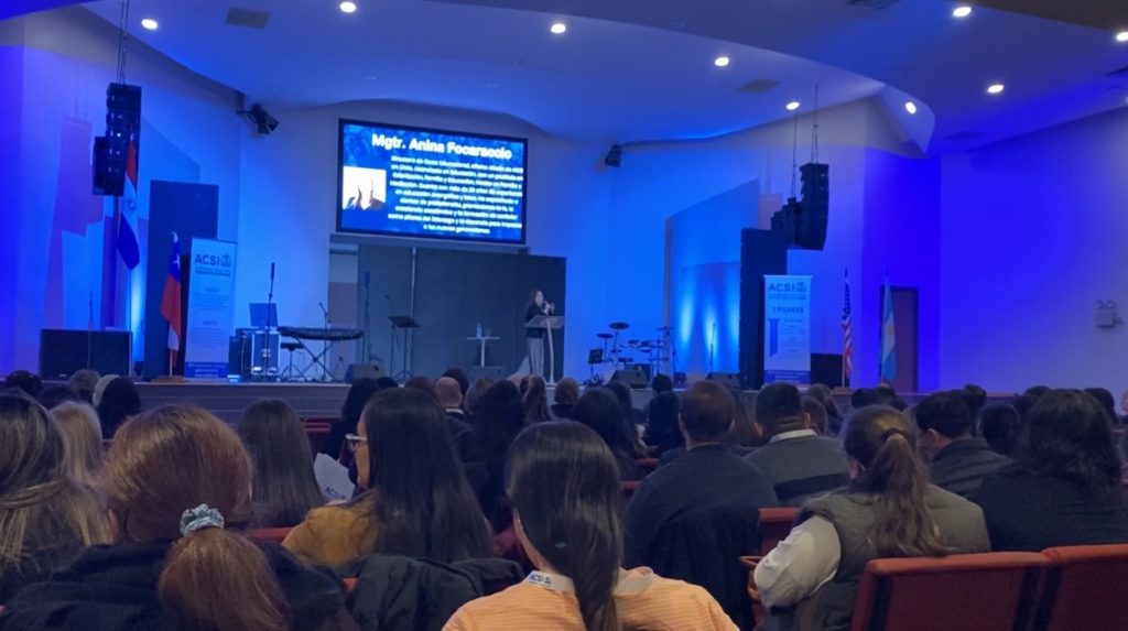 Educadores cristianos celebran 25 años de ministerio con histórica convención nacional Educadores cristianos celebran 25 años de ministerio con histórica convención nacional